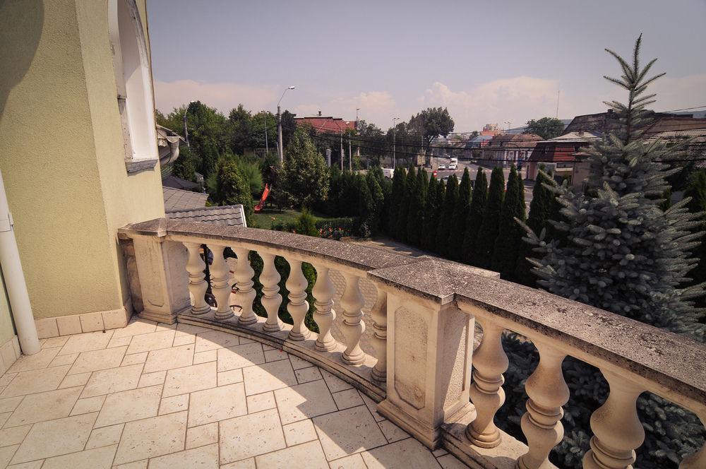 Pension La Cupola Târgu-Mureş Dış mekan fotoğraf