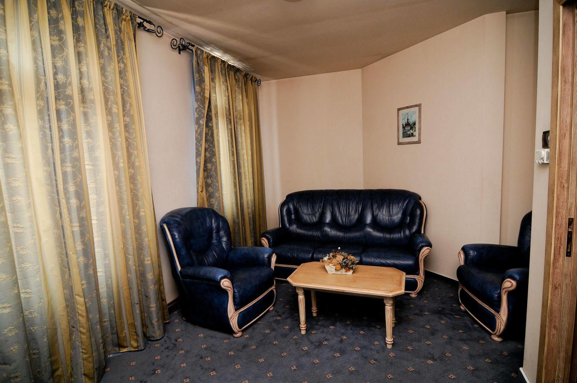 Pension La Cupola Târgu-Mureş Dış mekan fotoğraf